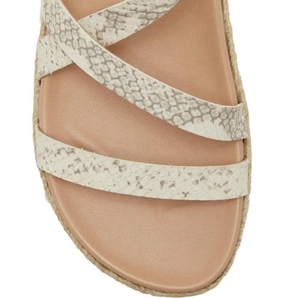 New Lucky Brand Darli Slingback Sandal, Size 6.5 / 7.5 / 10 in Stucco Leather - Picture 9 of 11